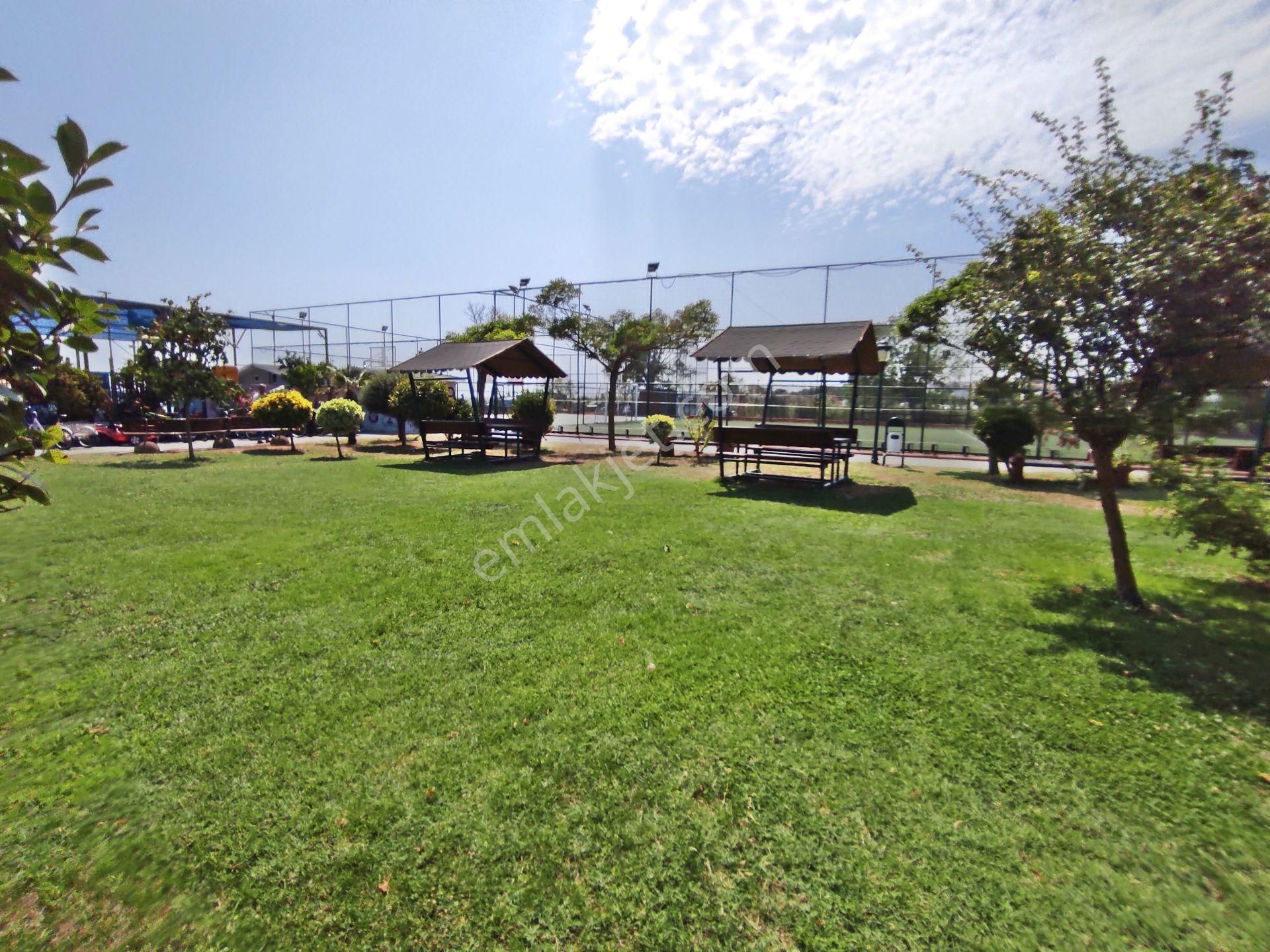 Silivri Sancaktepe Mah Site İçerisinde 180,m2-5+1-dubleks Daire