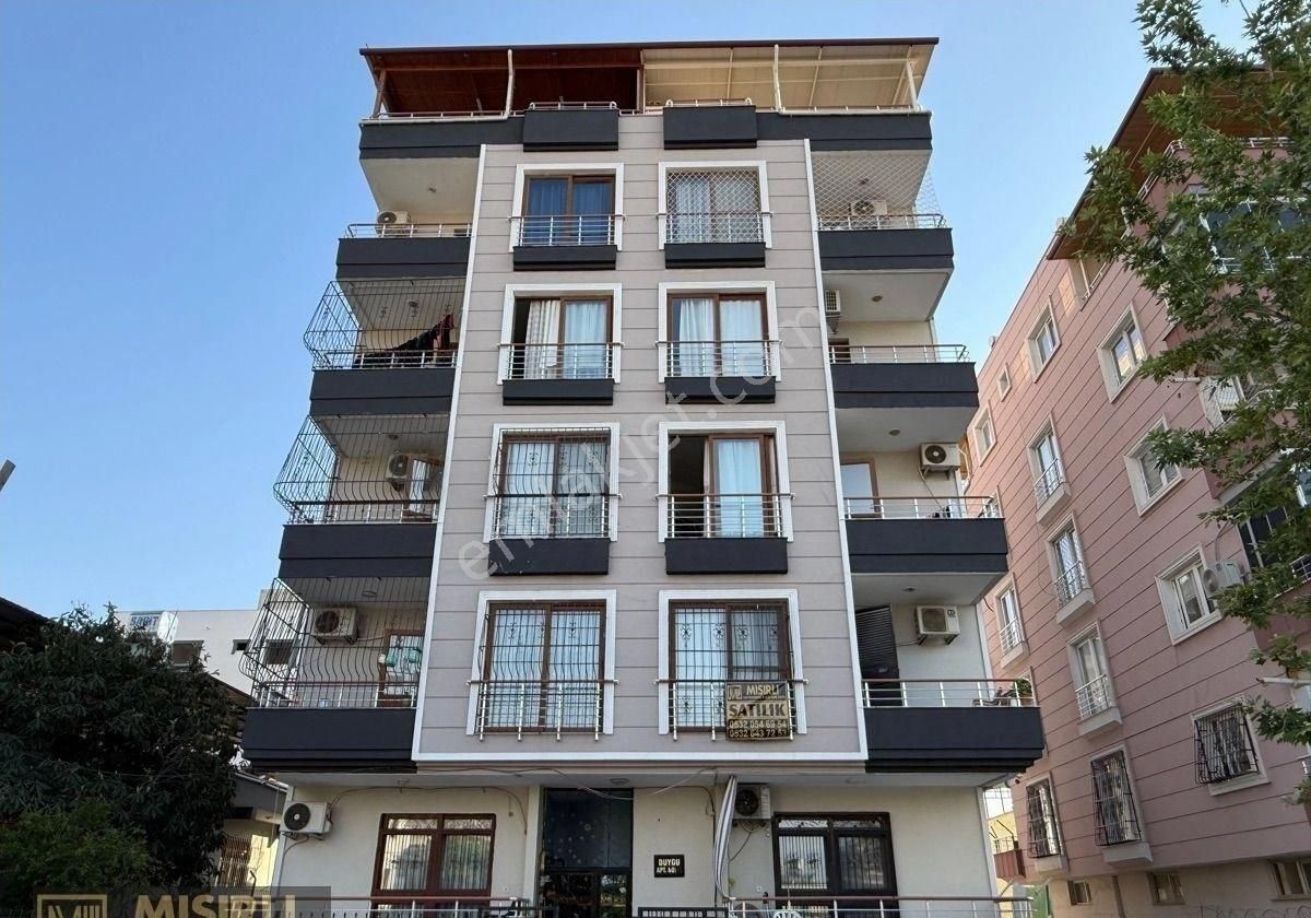Mısırlı Gayrimenkul'den Satılık Modern Evler'de Kombili 3+1 Daire