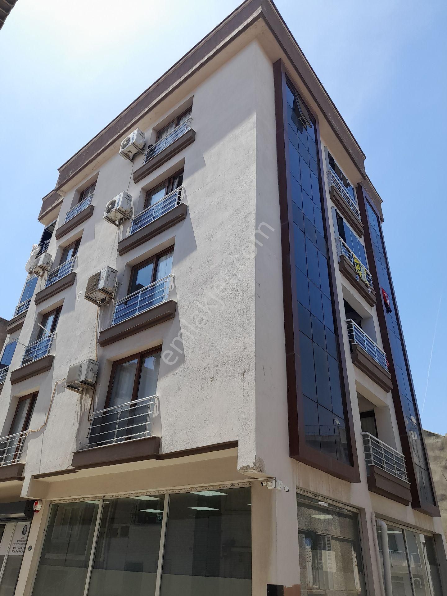İzmir Konak Eşrefpaşa Da 3+1,116m2 Ful Lüksasansörlü Ddaire6750 000 Tl