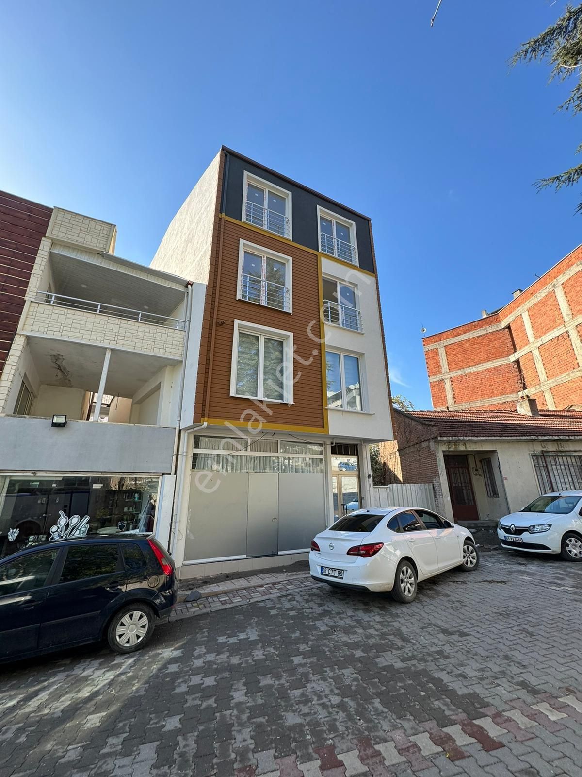 Merkezde Eşyalı Sahibinden Kiralık Daire