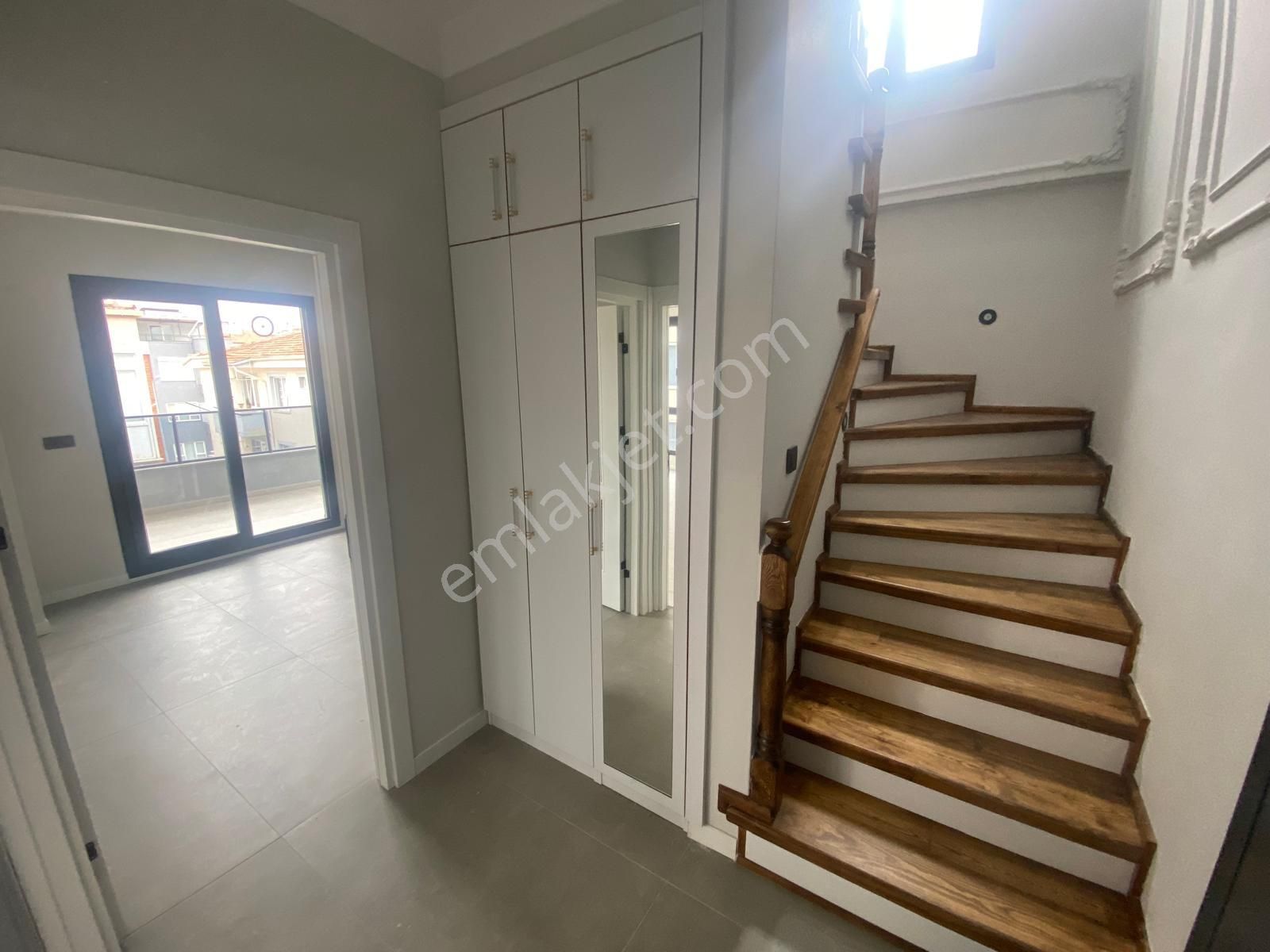 Elfiden Bahçelievler Mah. Satılık Dublex Daire
