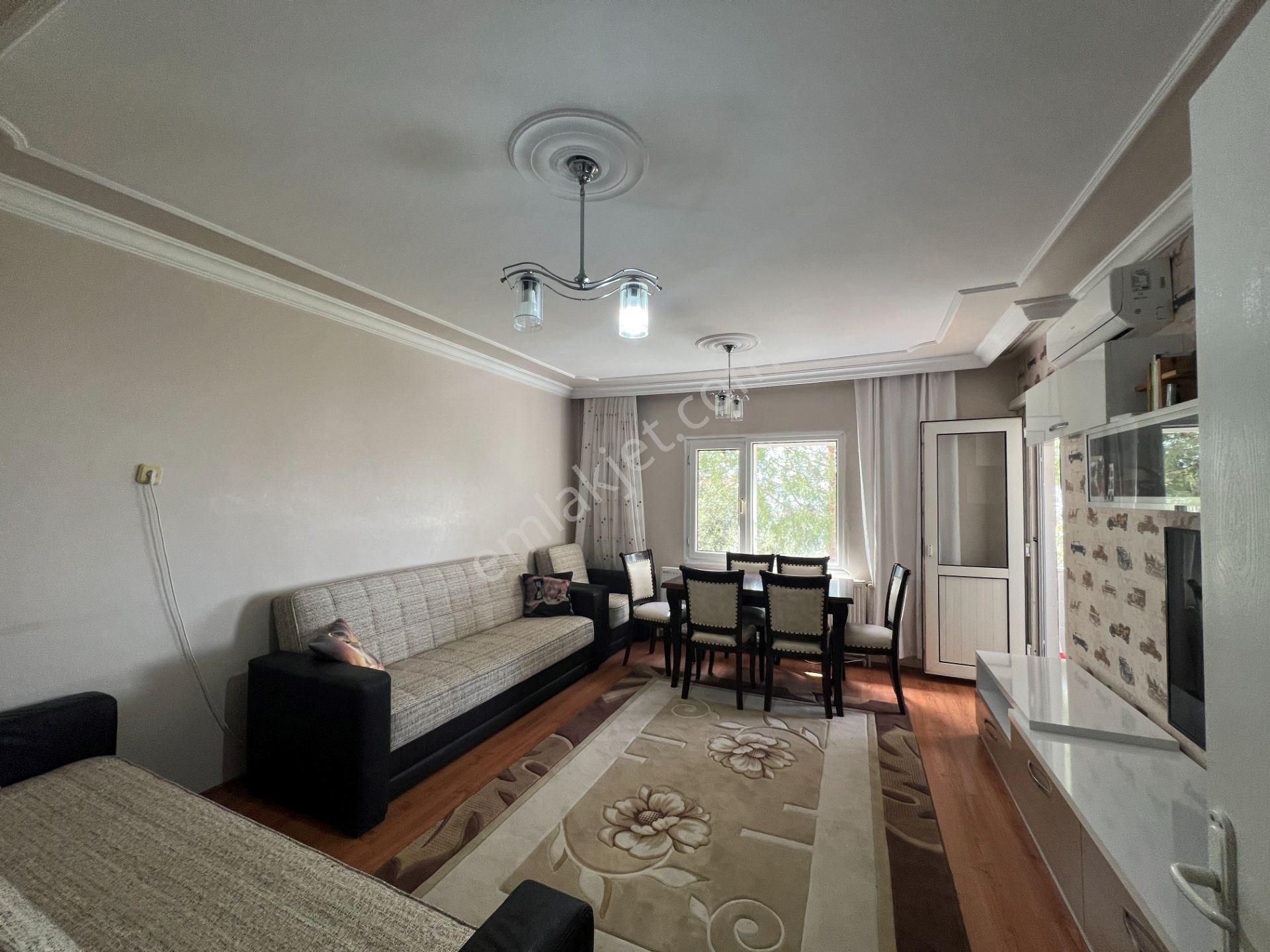 Evka2'de Yeşillikler İçinde 2+1 Satılık Temiz Doğalgazlı Daire