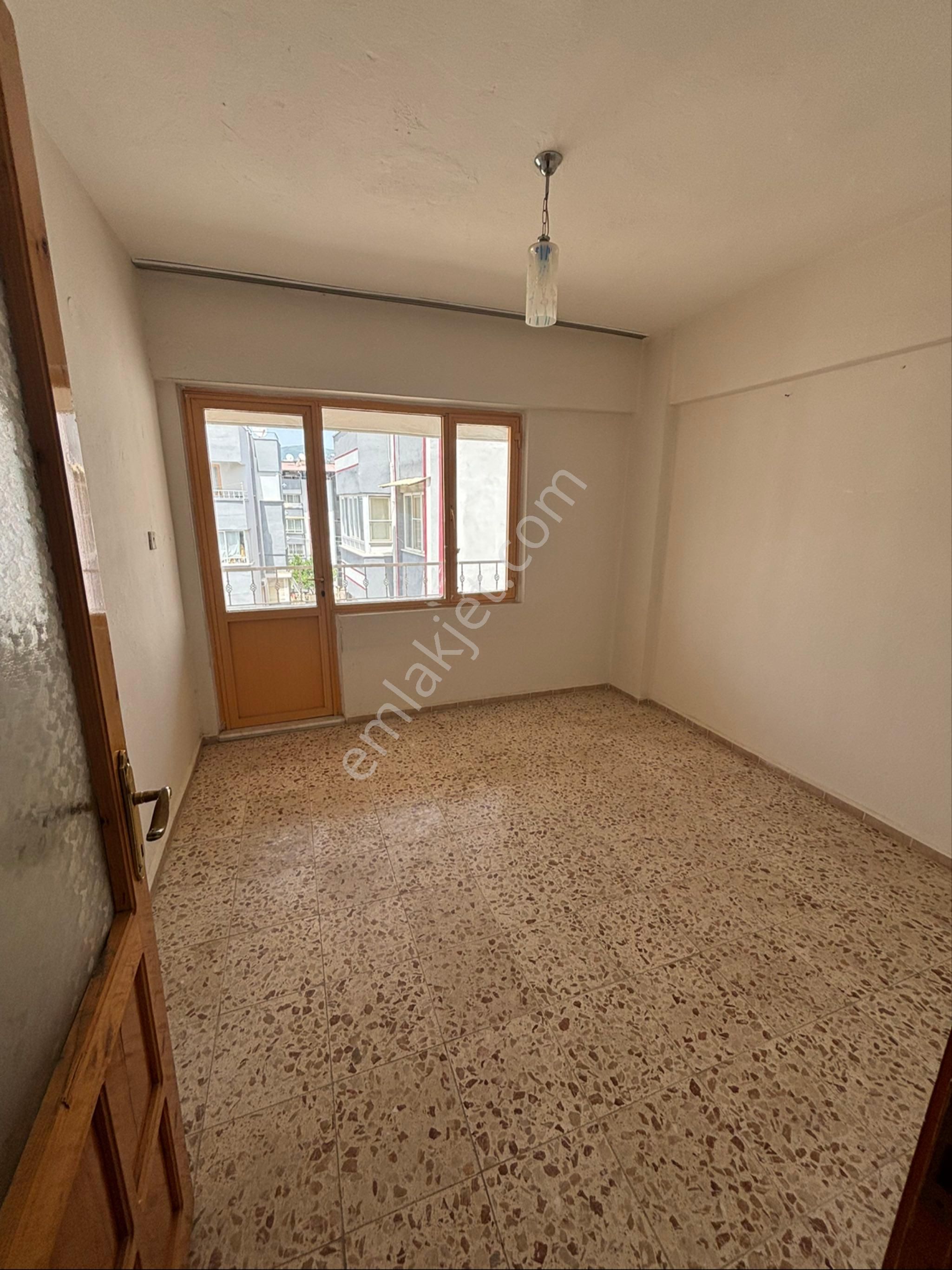 Aydın Nazilli – Pınarbaşı Mahallesi’nde Kaçmaz Kiralık Daire! 3+1 | 135 M²
