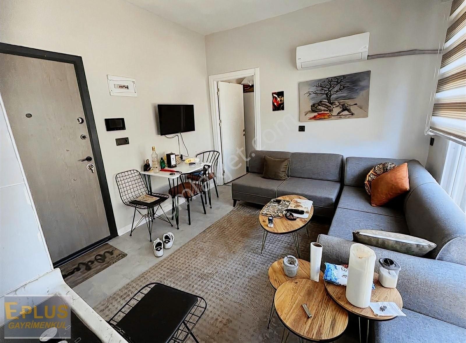Kenan Evren De 3 Katlı Asansorlu Yenı Bına Esyalı 1+1 Kiralık