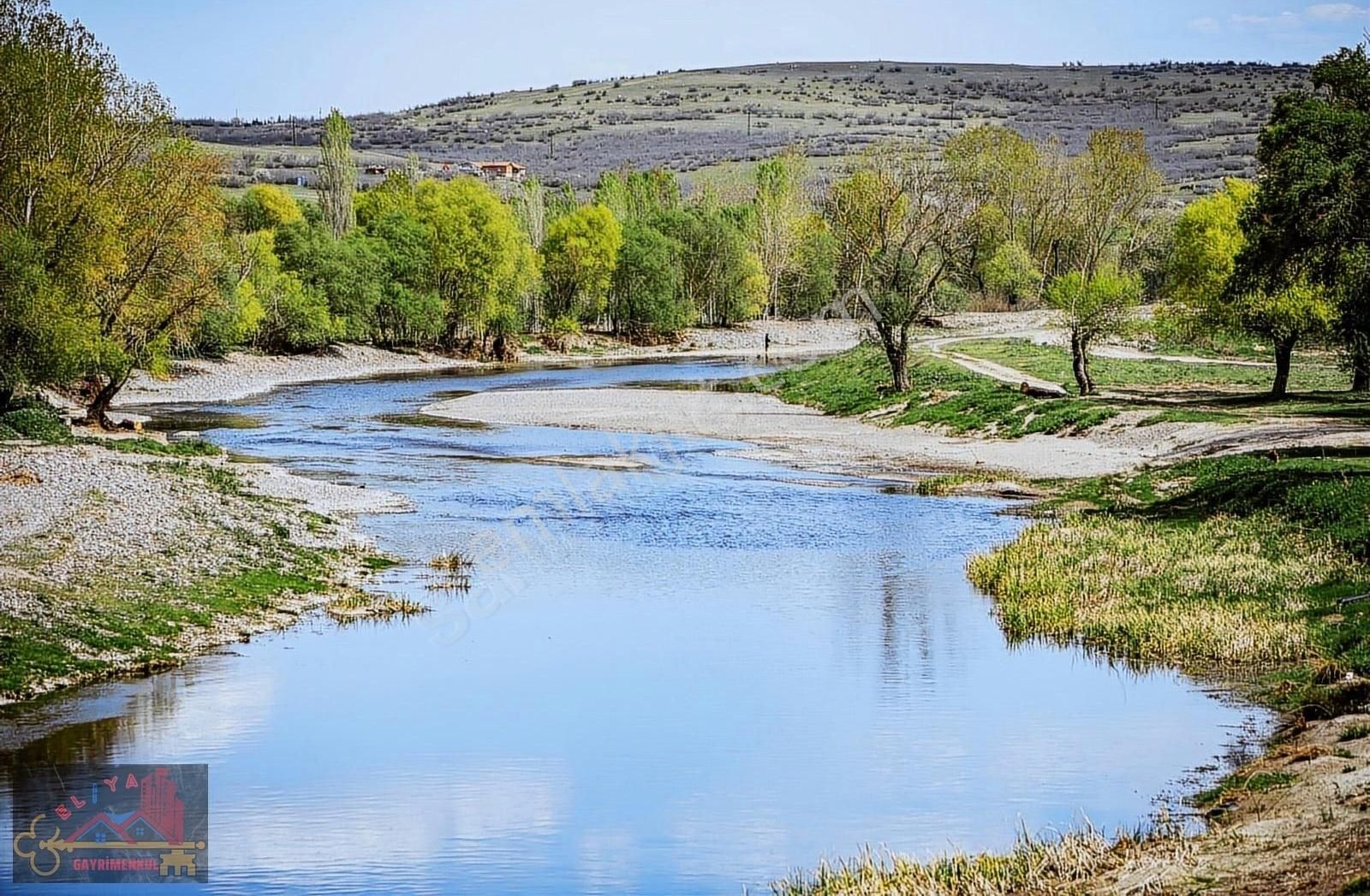 El/ya'dan Kesirven'de Dereye Sıfır 15391 M2 + Kaynak Su