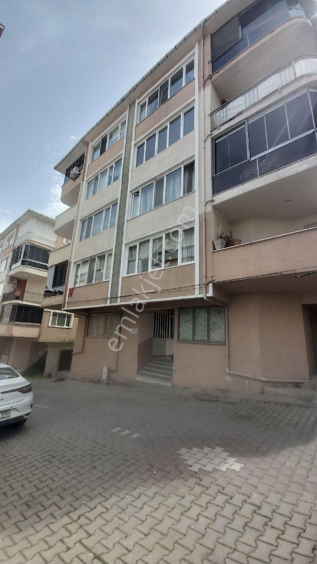 Masrafsız ,büyük ,manzaralı Ev