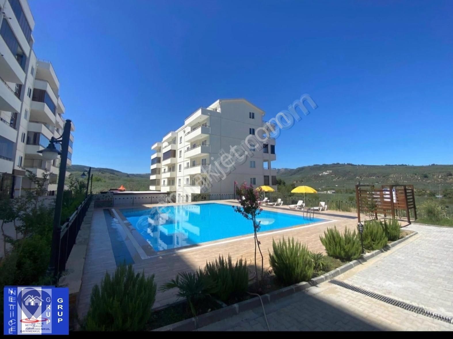 Mudanya'da Site İçersinde,muhteşem Deniz Manzaralı Satılık Daire