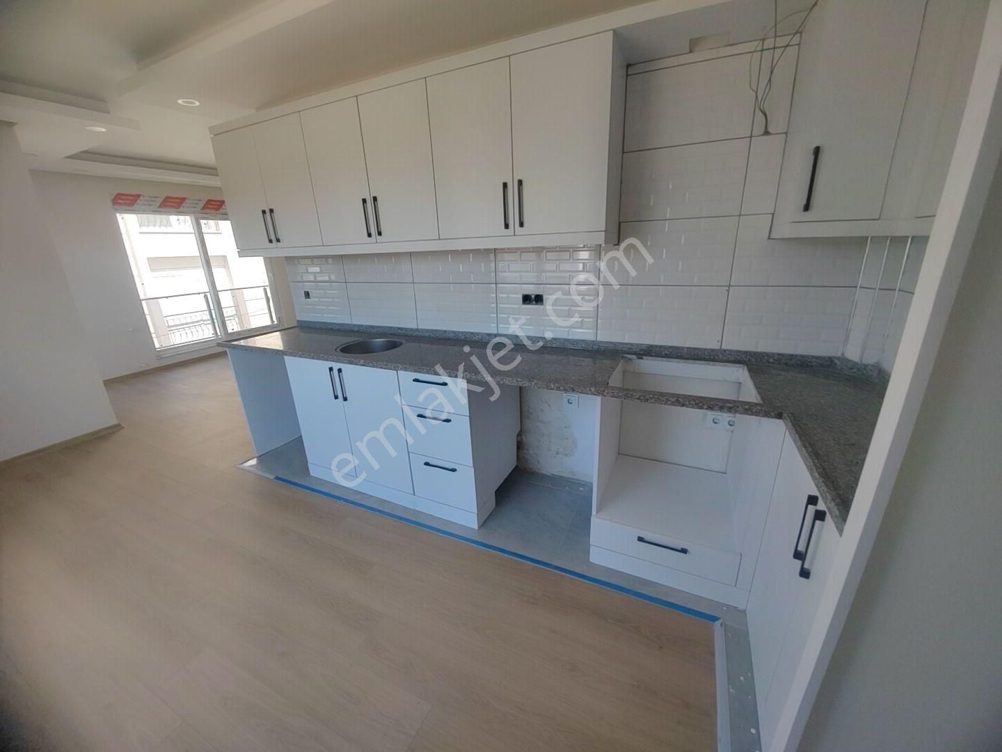 Fevzi Çakmağın Kelepiri 2+1 Ara Katta Sıfır Daire