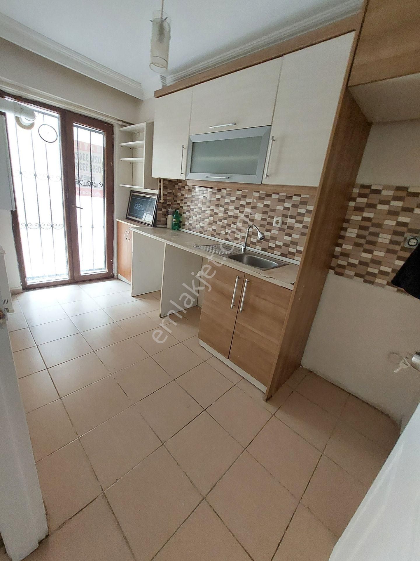 Deva'dan Belediye Ve Nevçarşıya Yakın Yeni Binada Özel Bahçeli - Görsel 11