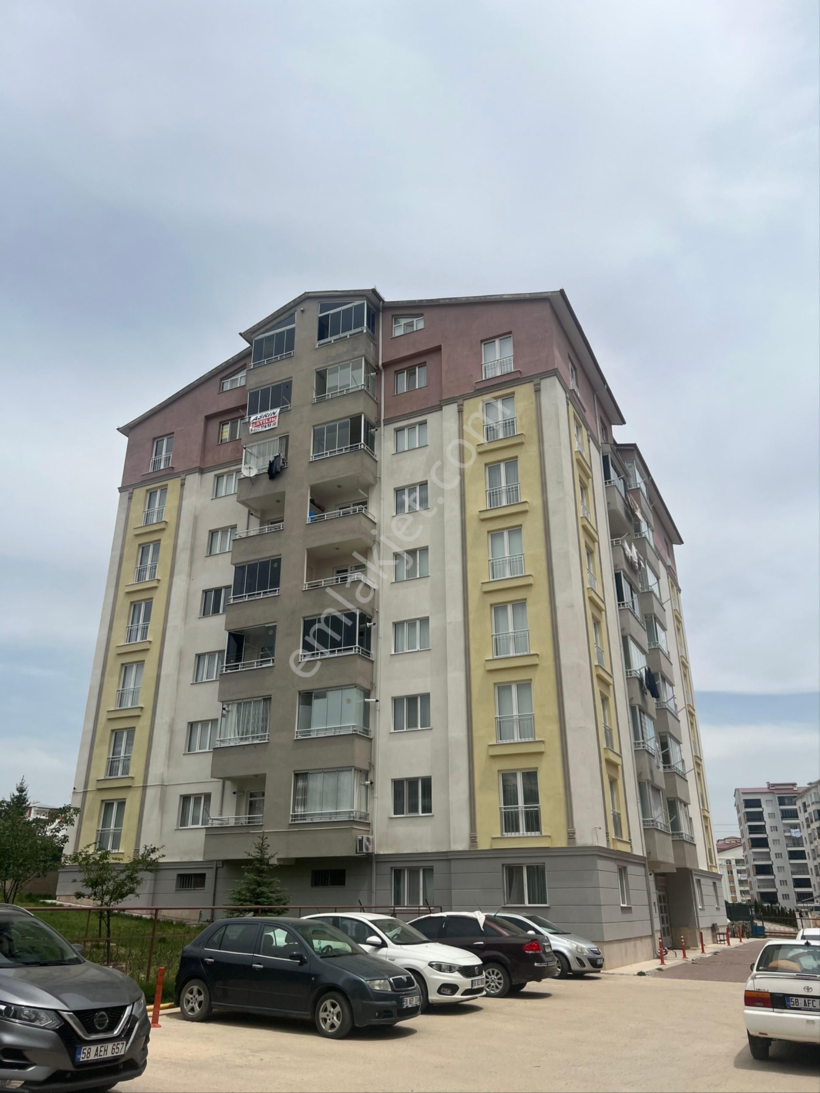 Asrın Emlak’tan Kılavuz Mh.satılık 5+1 Temiz Yapılı Dublex Daire