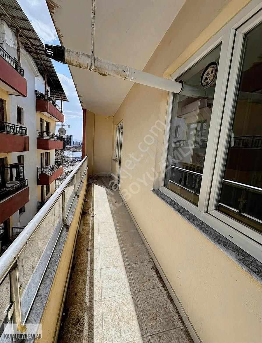Kanalboyu Emlaktan Maliyenin Karşısında 4+1 Kiralık D