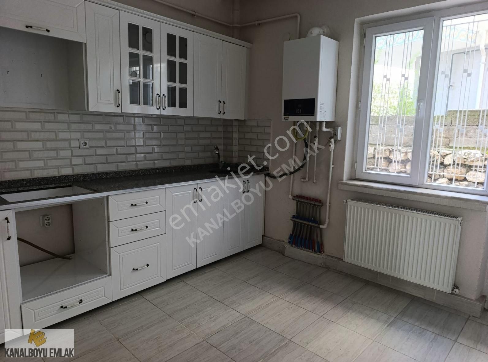 Kanalboyu Emlaktan Kernek Camii Yanında 3+1 Kiralık Daire