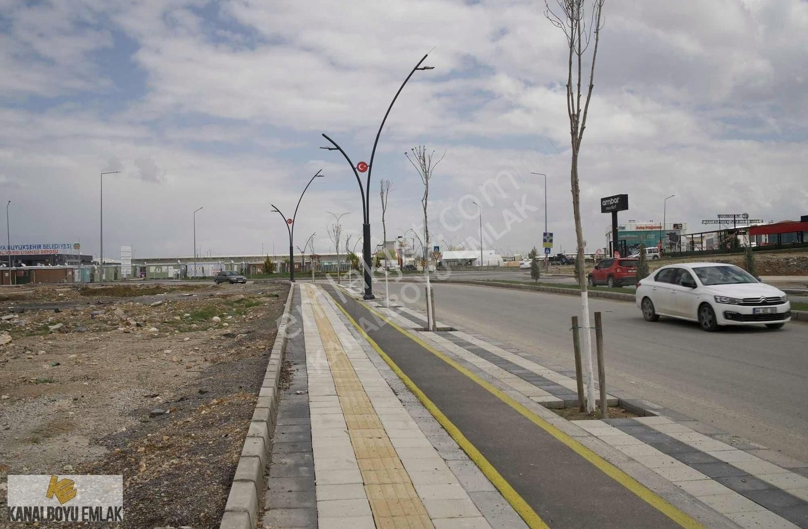 (video)galericiler Sitesine Yakın Ana Cadde Üstü Ticari Arsa