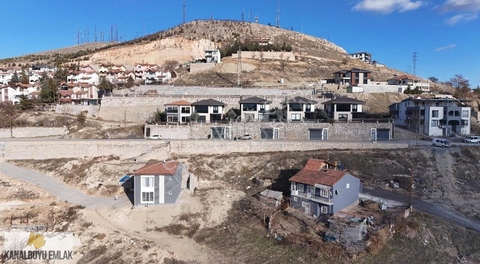 Kanalboyu Emlkatan Yıldız Tepede 340 M2 İmarlı Arsa