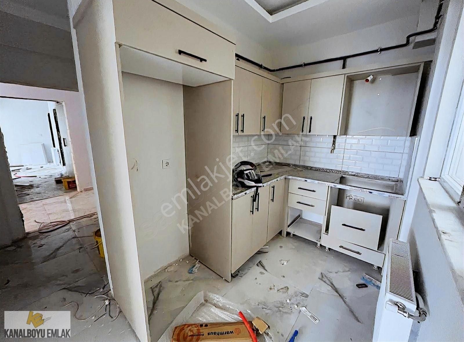 Kanalboyu Emlaktan Hasanbeyde 1+1 Satılık Daire