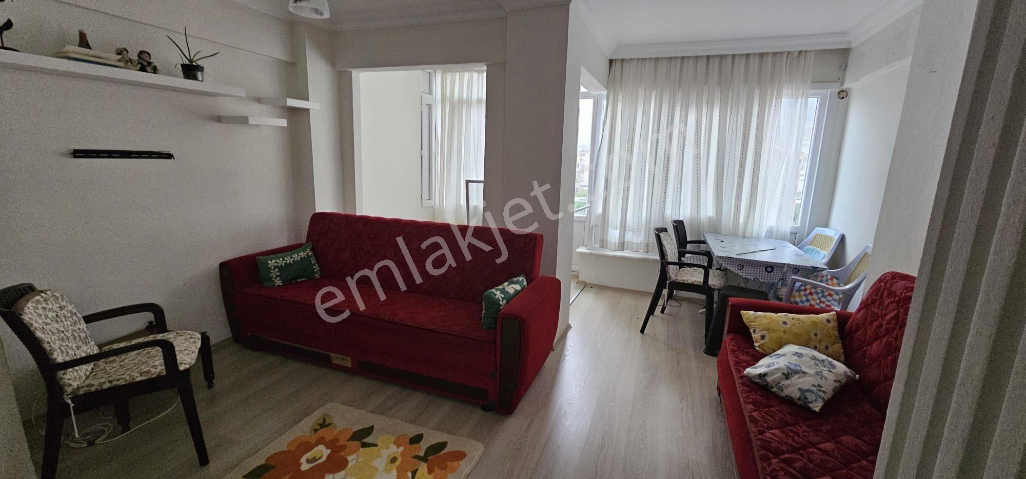 Çınarcık Karpuzderede Satılık Geniş 1+1 Daire