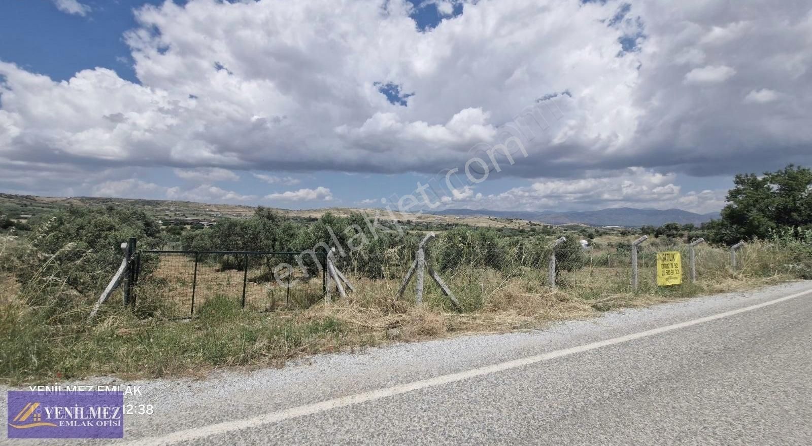 Yenilmez Emlak Ofisinden Satılık Asfalt Yol Kenarı Arazi
