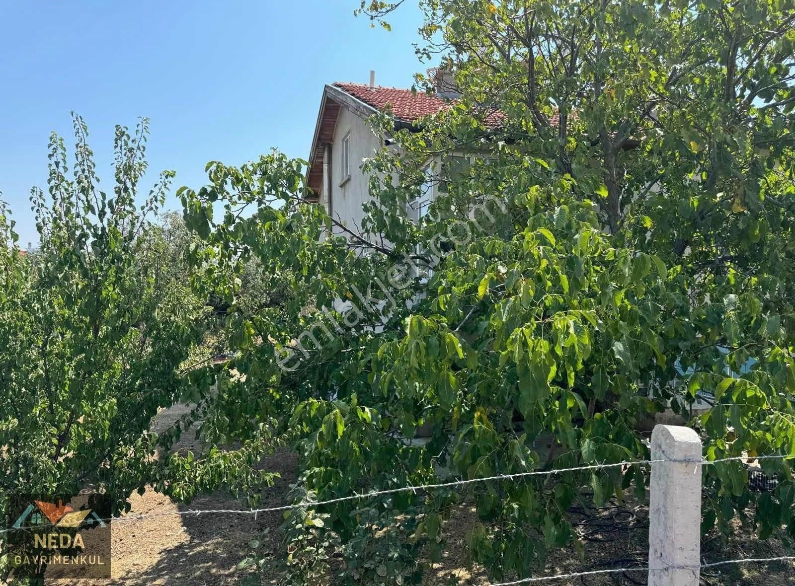 Çayırbağı Kuran Kursu Arkası İmar İçinde 213 M2 Bahçe Yeri
