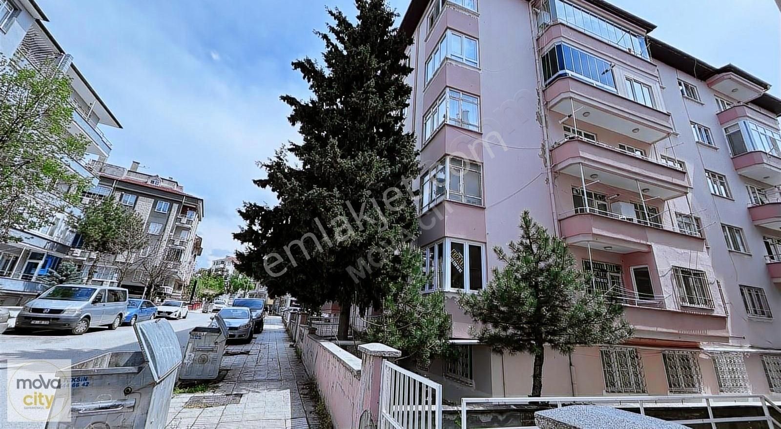 Bahçelievler 2.cadde Üzerinde 3+1 Kiralık Daire