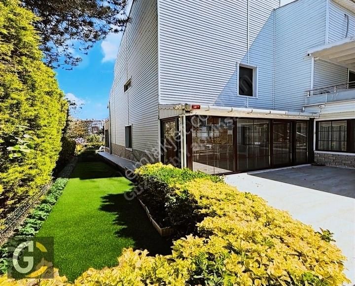 Sahiltepe Villalarında Büyük Tip Deniz Manzaralı 6+2 Villa