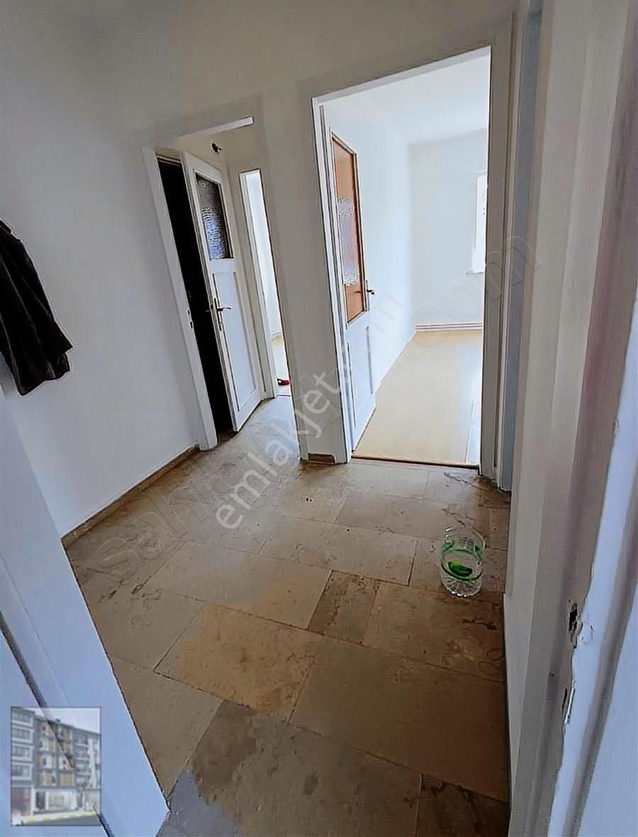 Kuşdili Caddesi Üzerinde 5.kat Masrafsız Kombili - Görsel 4