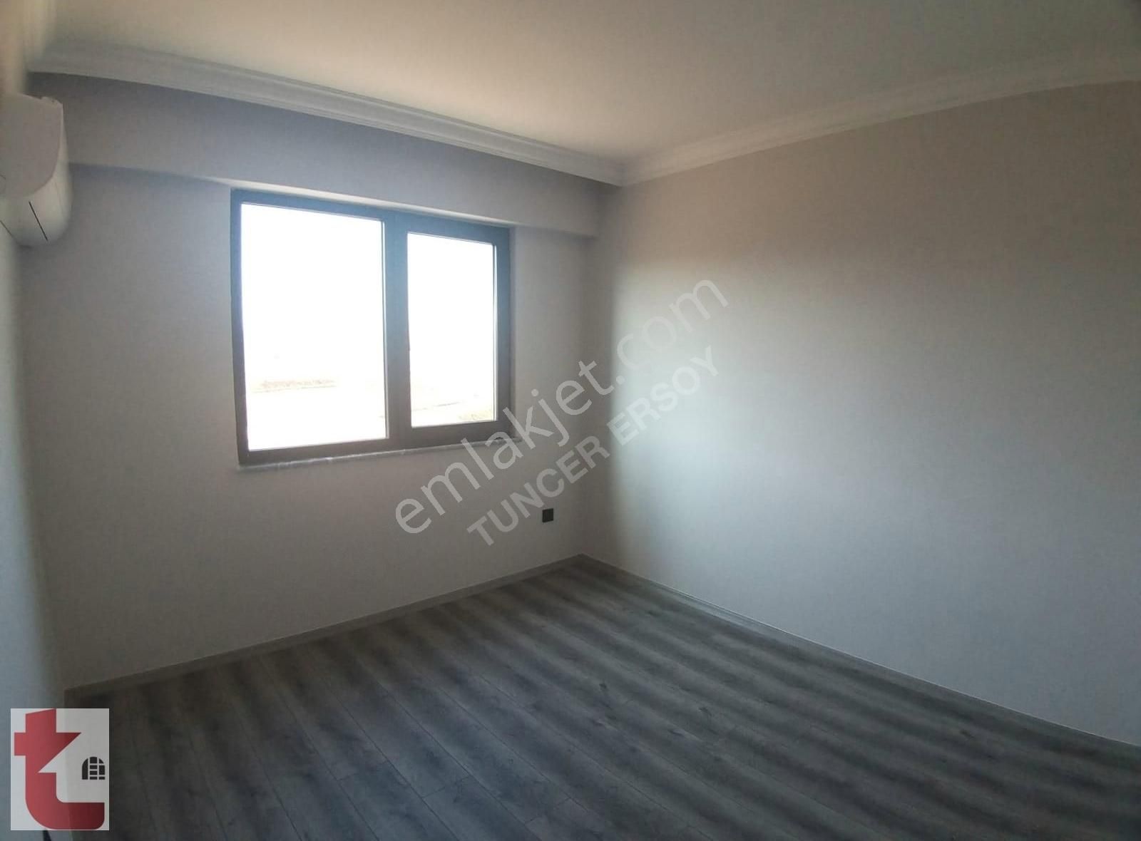 Bandırma Yenimahalle'de Satılık Ayrı Mutfaklı 1+1 Daire