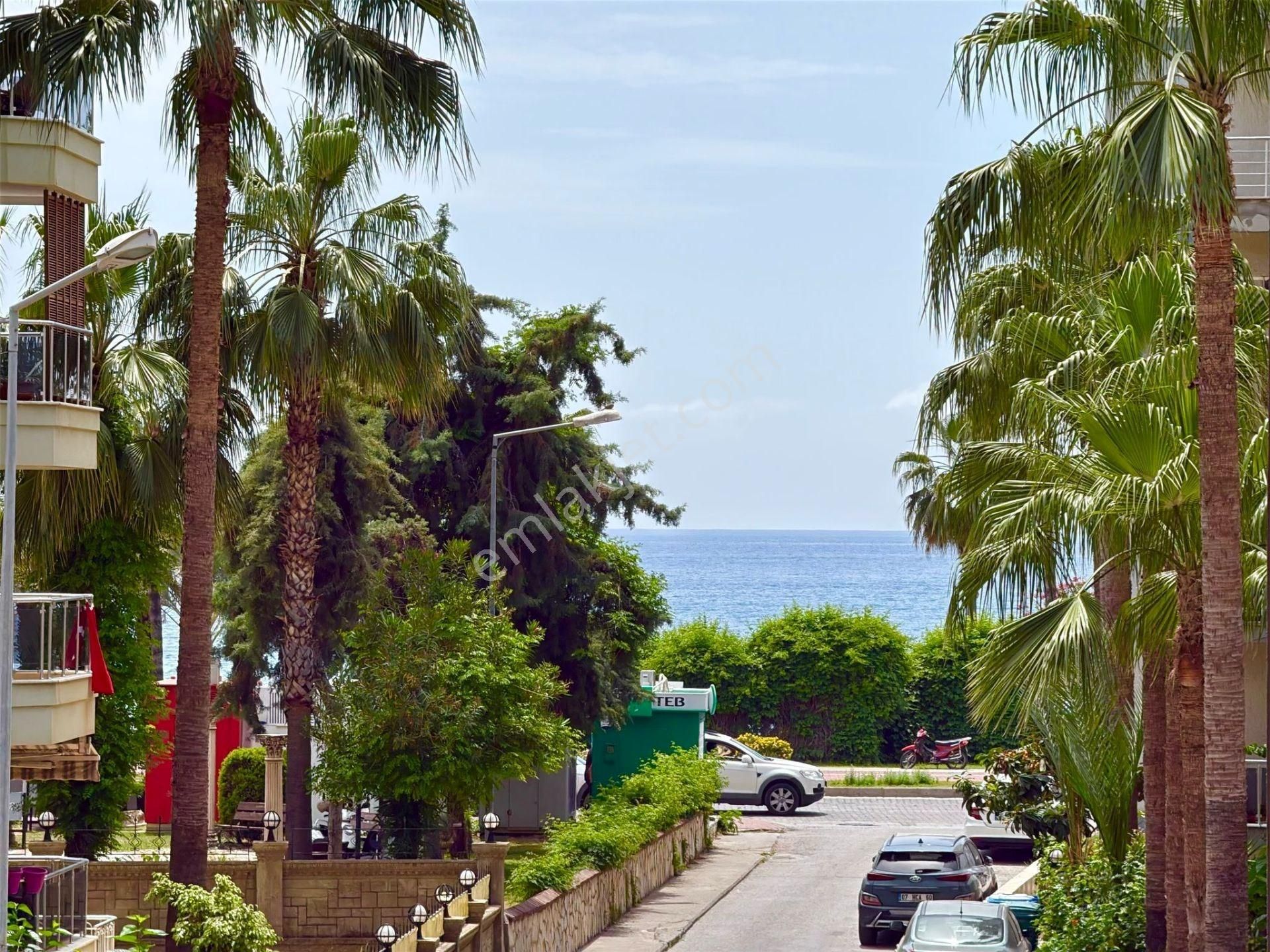 Apartment 3+1 In Center Of Alanya 50m Beach Keykubat