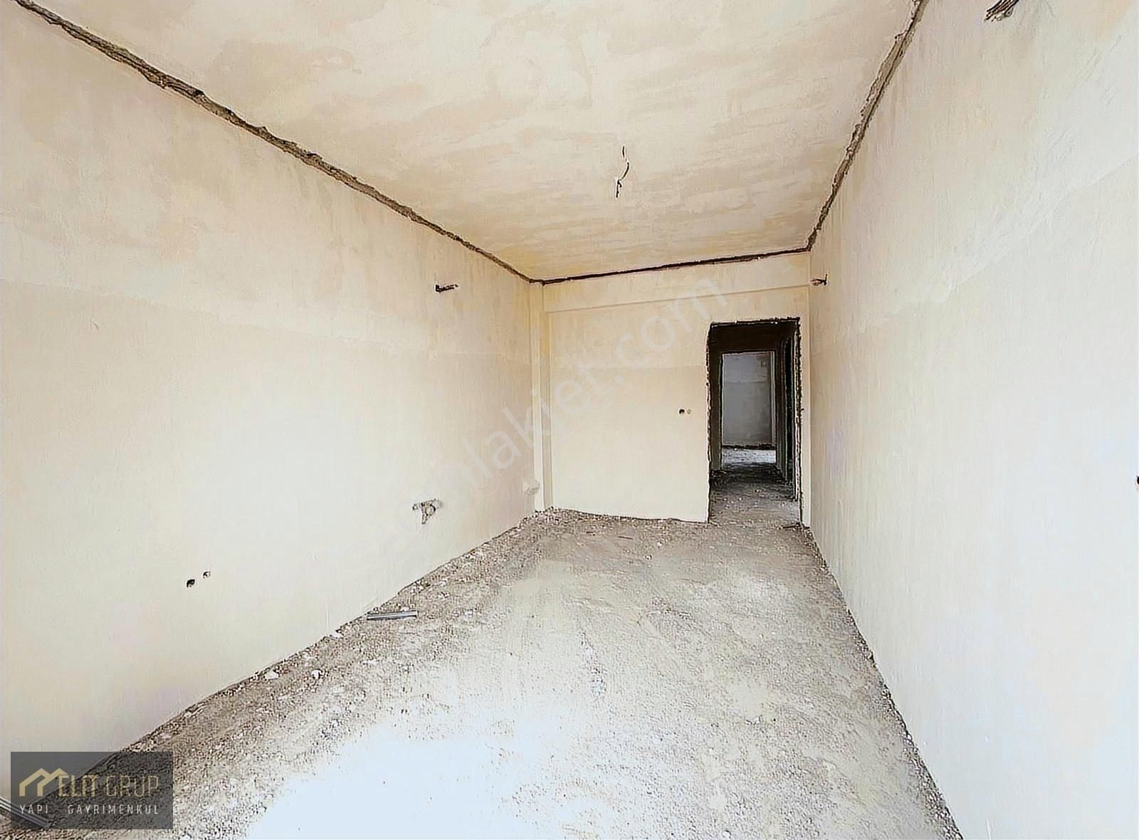 Eminceler De Harika Konumda Geniş 3+1 Çift Balkonlu - Görsel 13