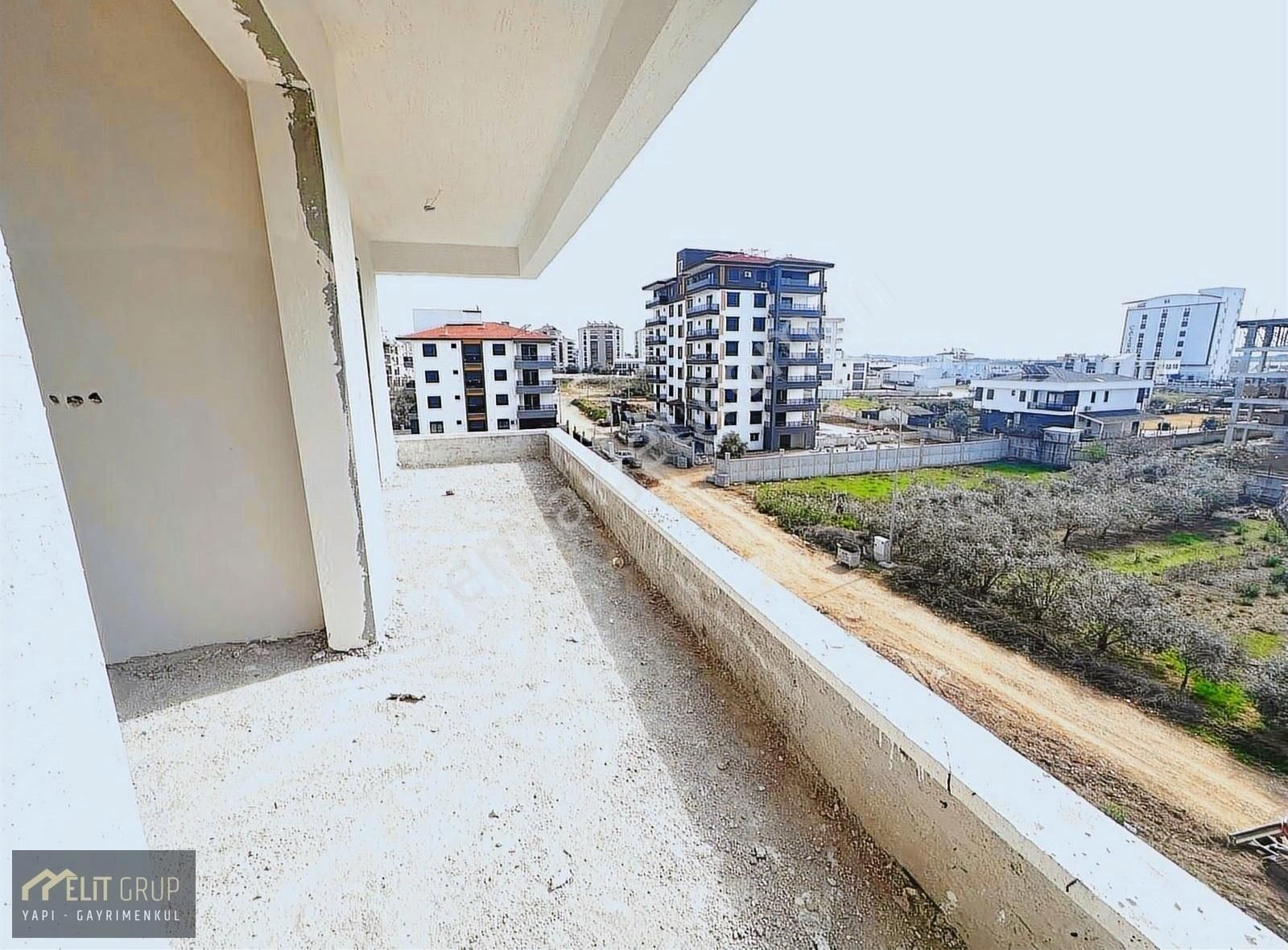 Eminceler De Harika Konumda Geniş 3+1 Çift Balkonlu - Görsel 4