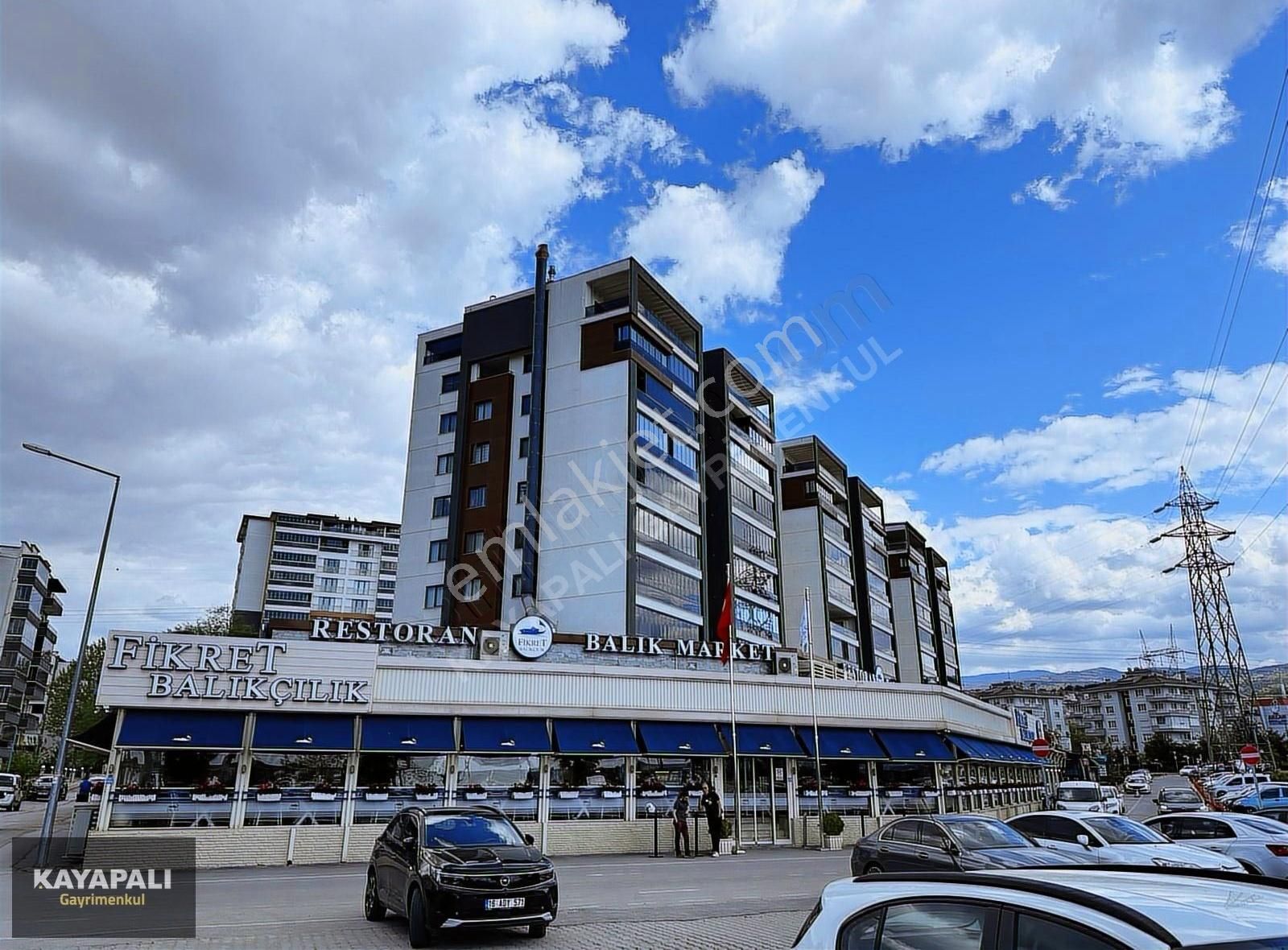 Beşevlerin Kalbinde Merkezi Konumda Troya'da Geniş 2+1 Daire