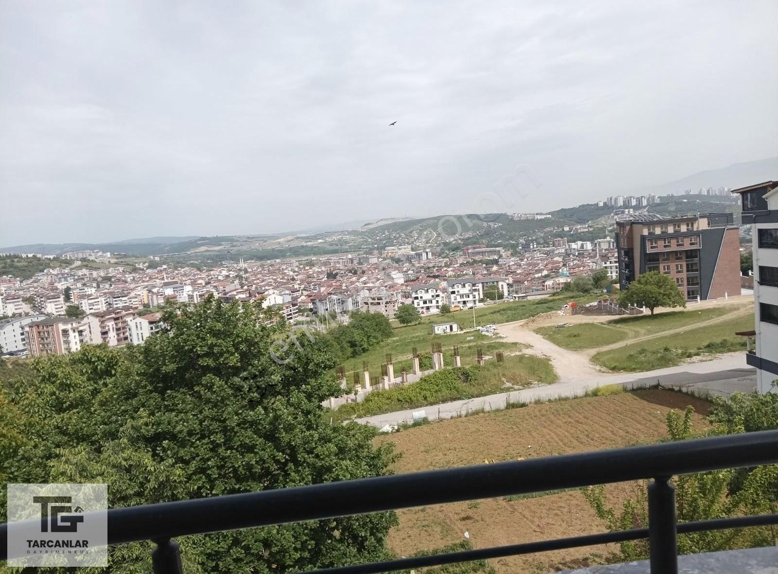 Tarcanlardan Yeşilovada Satılık Daire 2+1