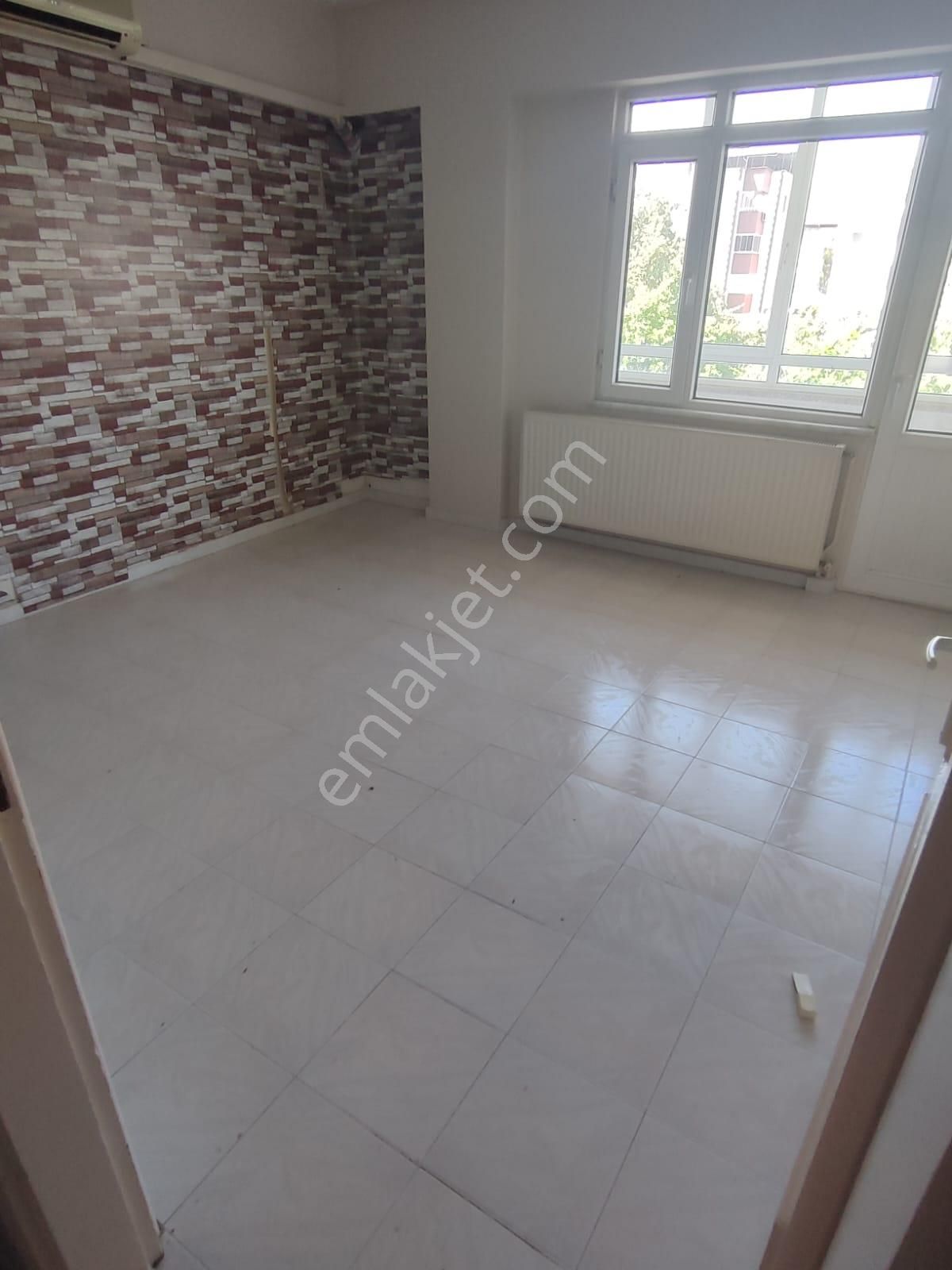Nazilli🏡emlaktan-satılık Yunuz Emre Camii Karşısı 3+1 Daire