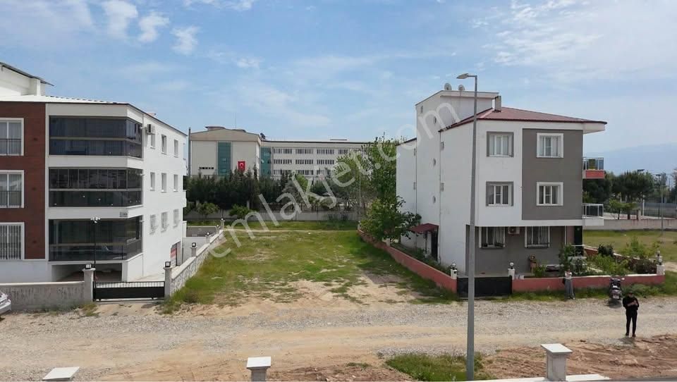 Nazilli🏡emlaktan-satılık Yeşil Mahallede 351 M² İmarlı Arsa
