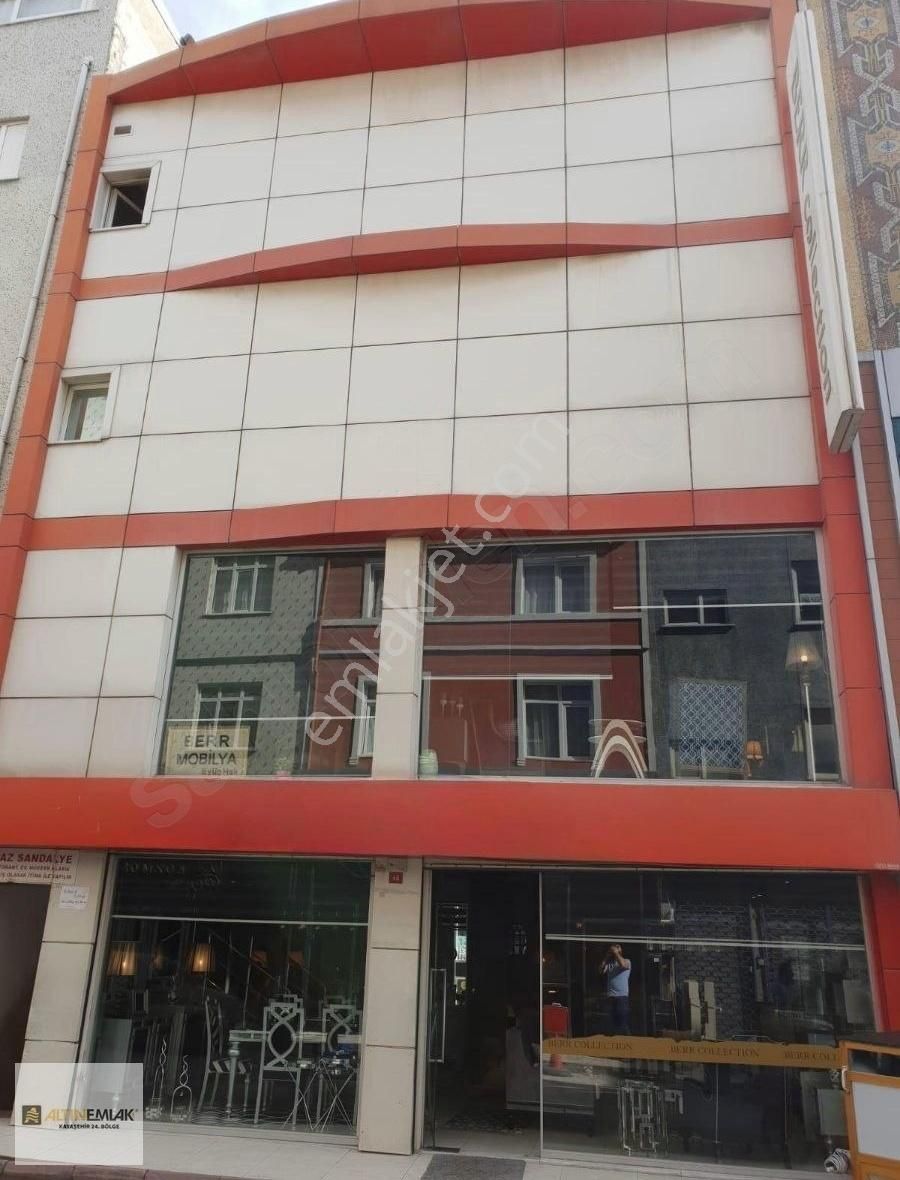 Eyüp Modesa Mobilyacılarda Satılık 6 Katlı Bina