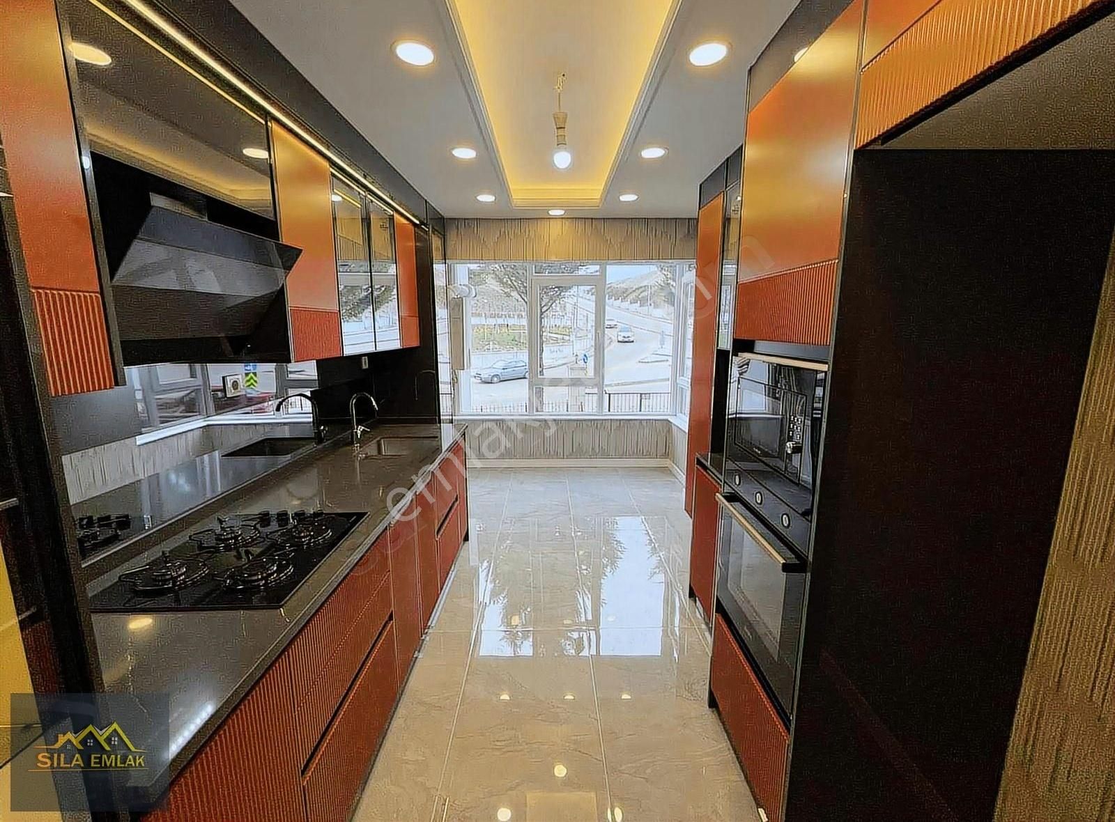 Sıla'dan Oğuzlar'da Adliye Yakını Full Yapılı 3+1 Satılık Daire!