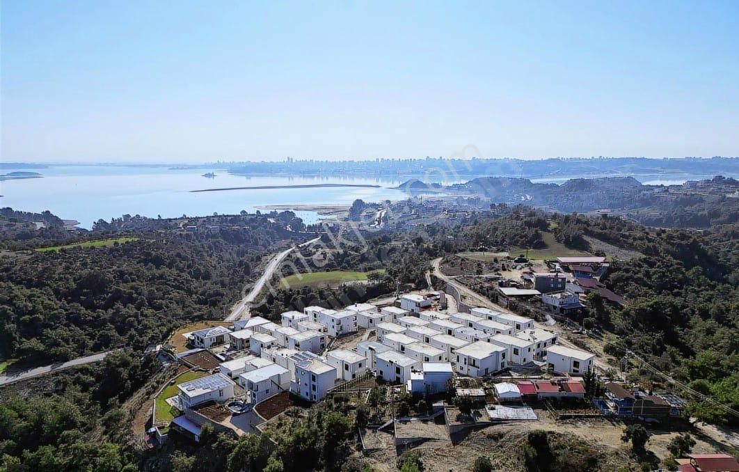 Dörtlerde Satılık 6+1 Bağımsız Villa