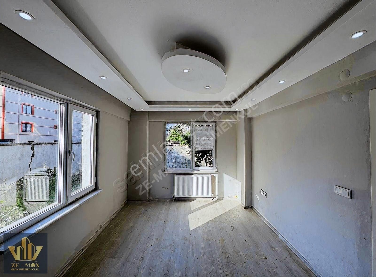 Ze-max^tan Atatürk Mah.istiklal Cad.iskanlı Satılık 3+1 Daire