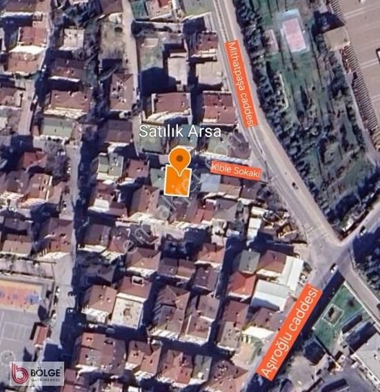 Resmi İmar Durumu Alınmış 4 Dairelik 218m² Satılık Arsa