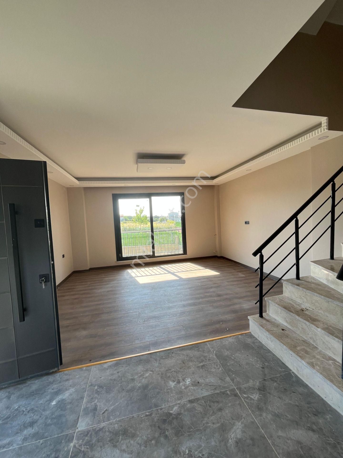 Ata Gayrimenkul'den 4+1 Geniş Oturum Merkezi Konumda Lüks Villa - Görsel 10