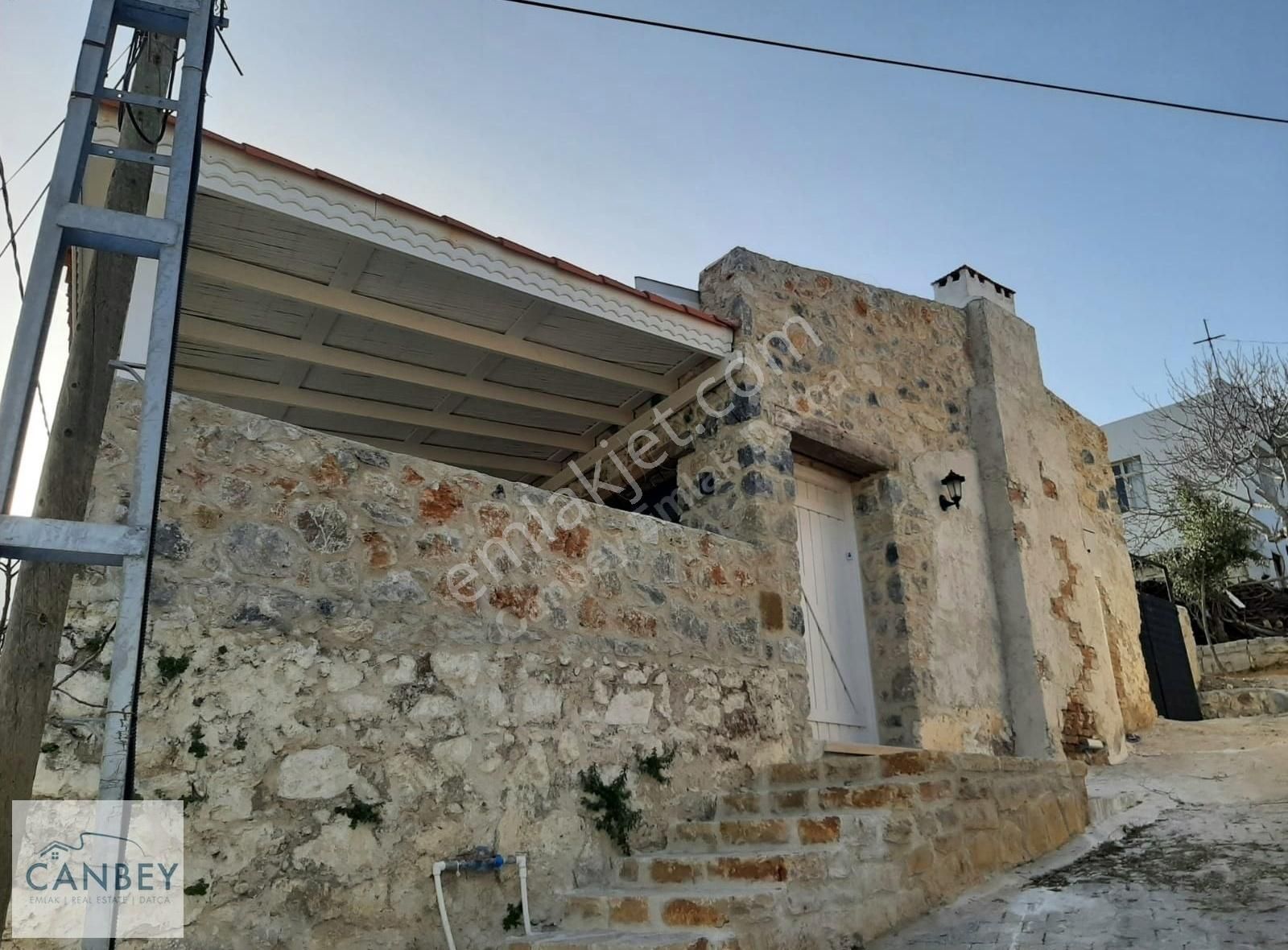 Datça Karaköy Restore Edilmiş Satılık 2+1 Eski Taş Ev