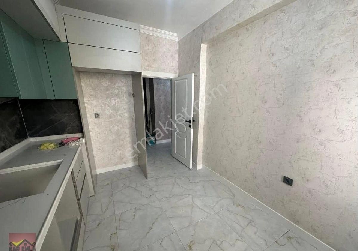 Barış Caddesi Civarında Ful Bakımlı 2+1 Daire