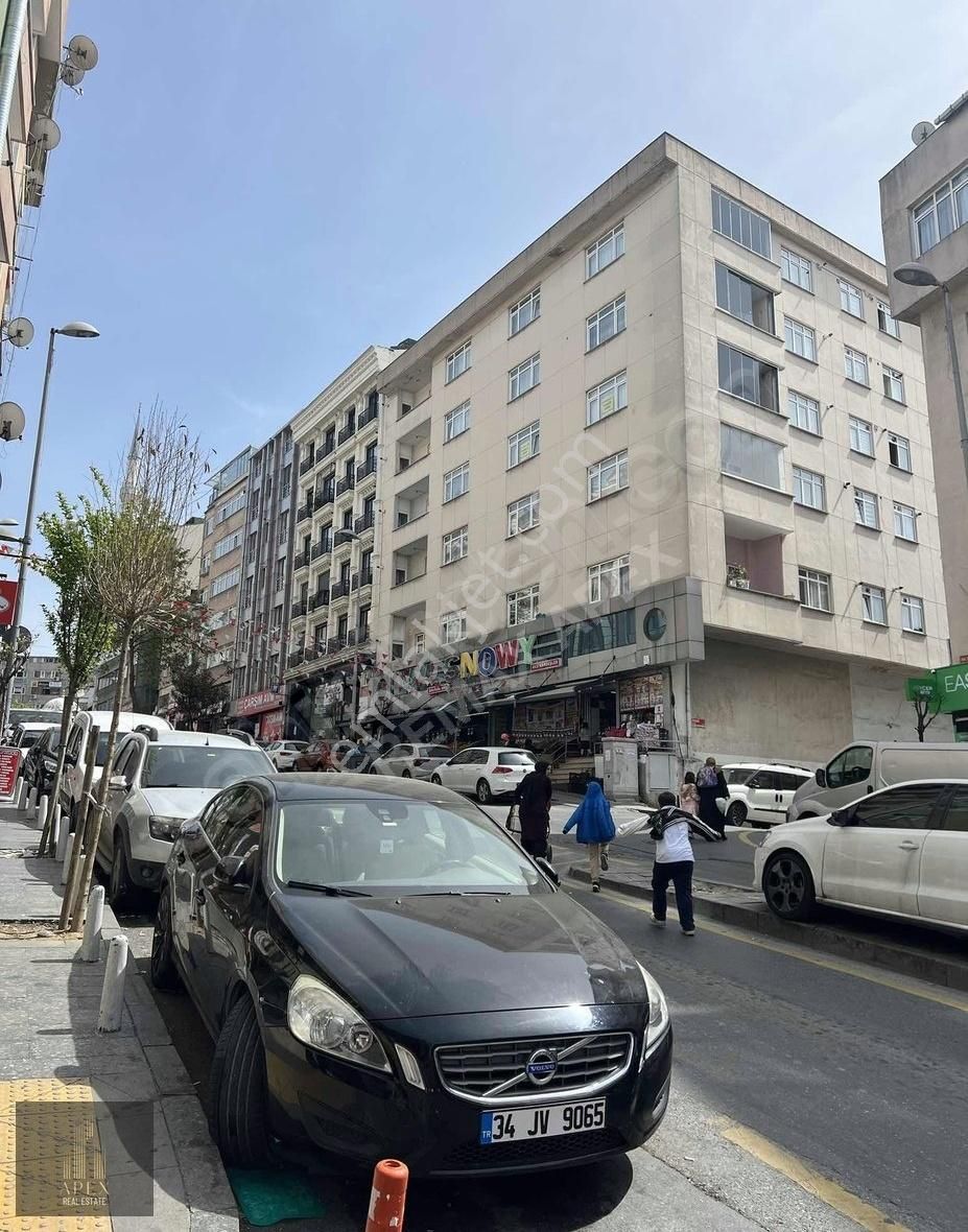 Caddeye 1 Adım Mesafede-göz Önünde Kiralık Dükkan