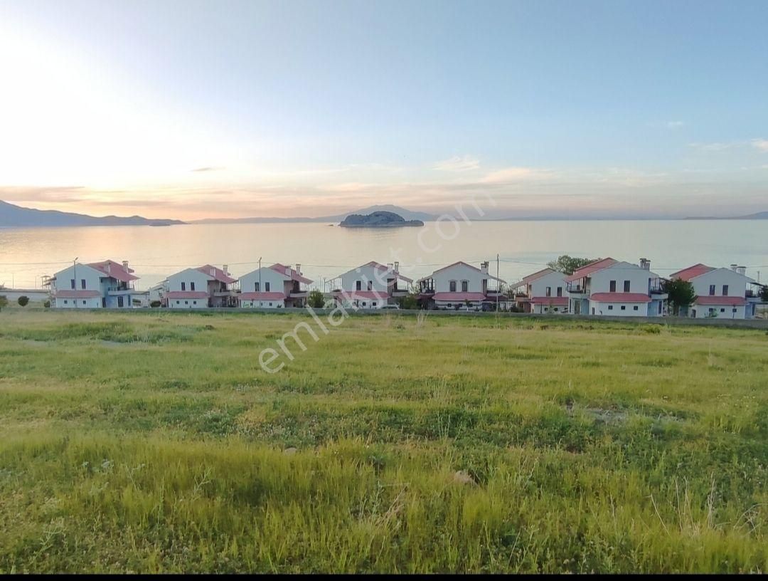 Gevaş Akdamar Adası Karşısı Satılık Arsa          