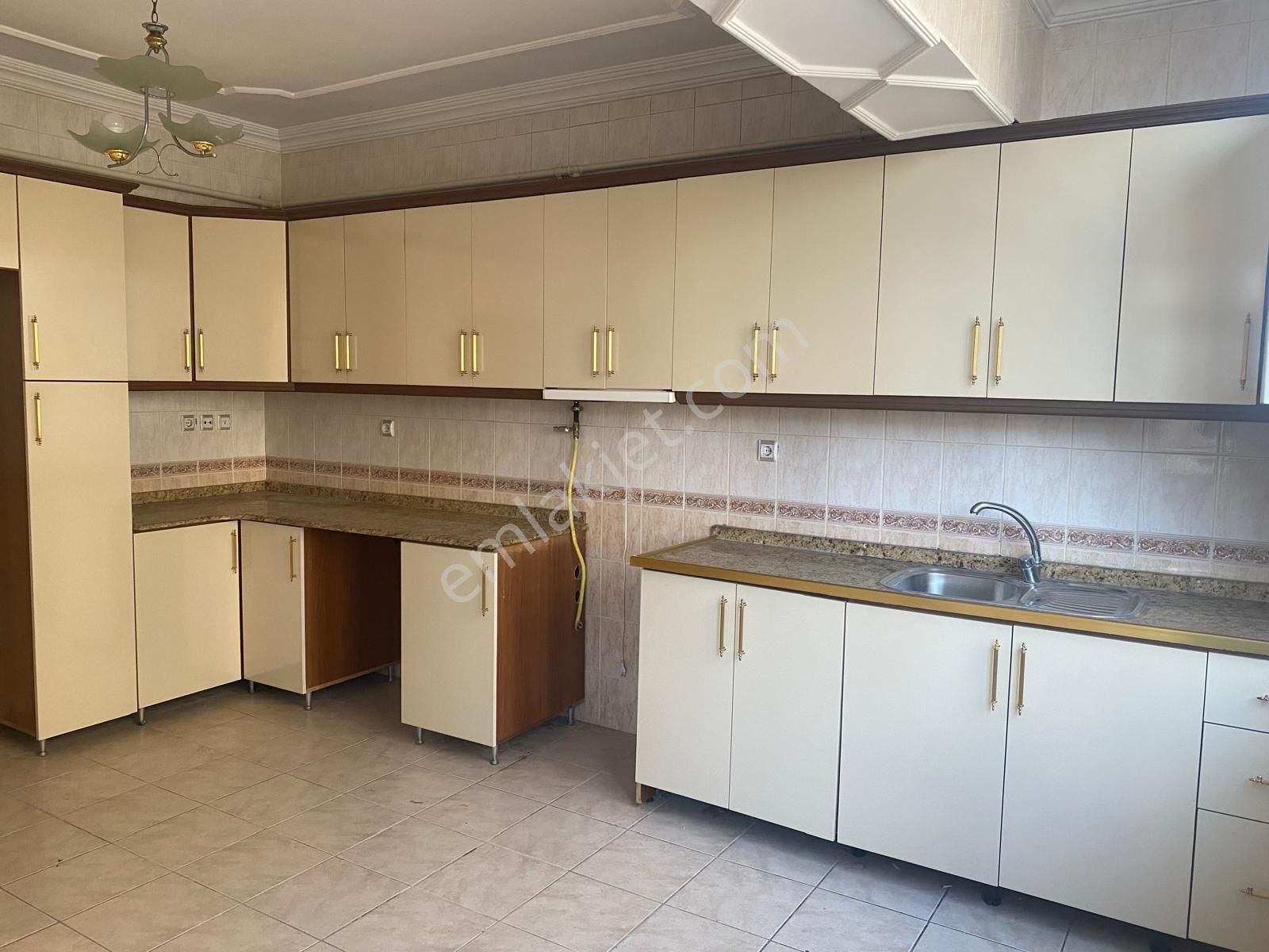 Bulduk Emlak Tan Kiralık Daire Karaköprü (danışman Prellı Hasan Bey )