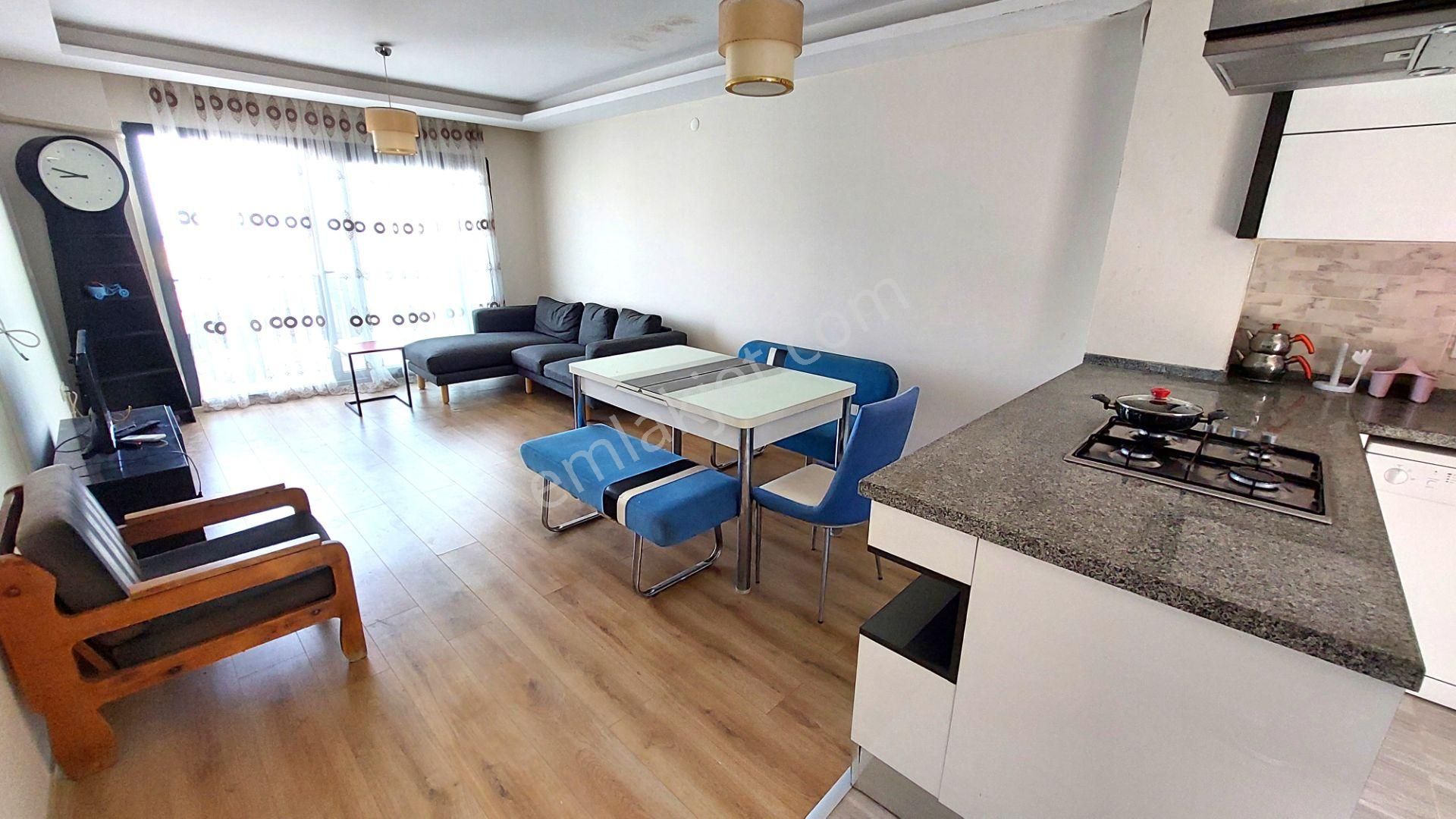 Kuşadası Havuzlu St. Deniz Manzaralı 2+1 Eşyalı Kiralık Daire