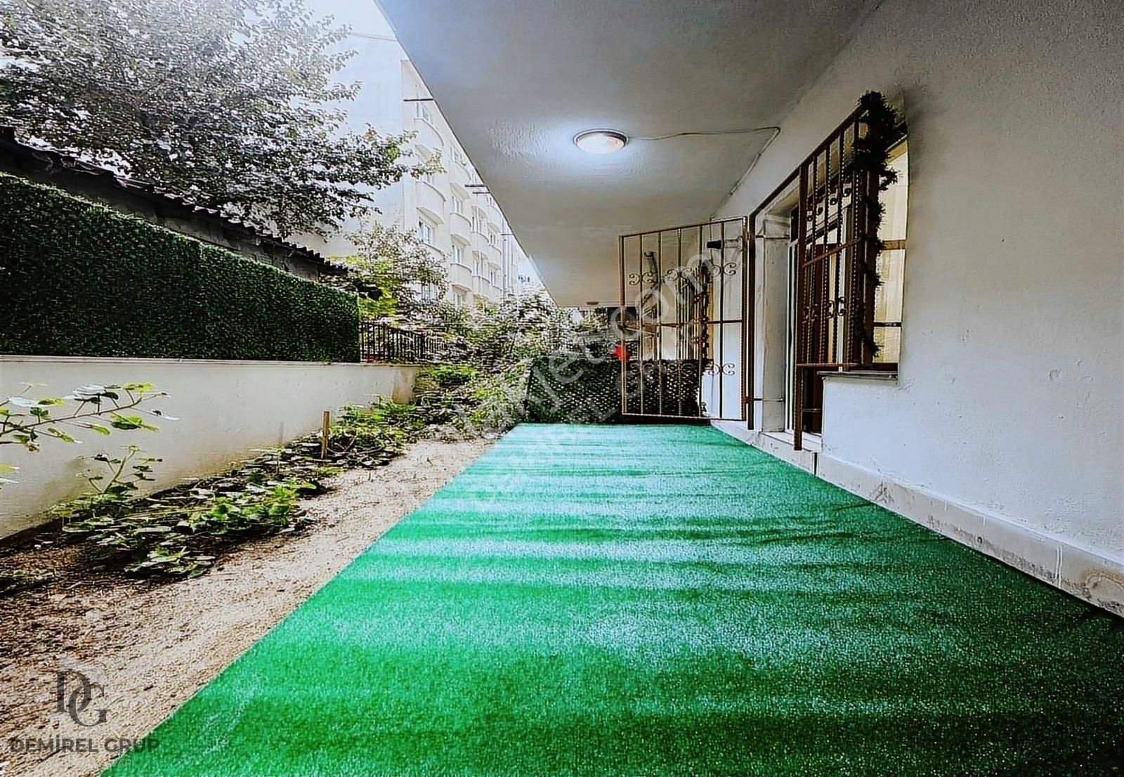 Esenyurt Merkezi Konumda Müstakil Bahçeli Kiracılı 2+1 Daire