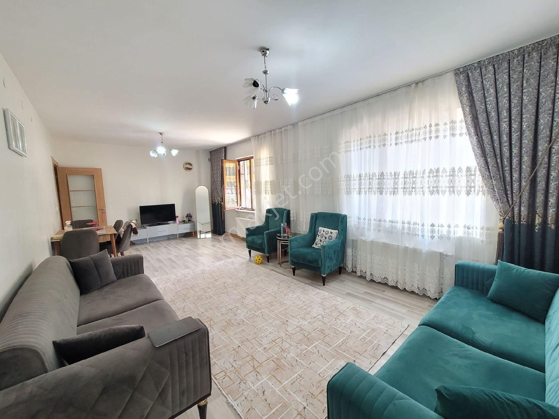Cadde Seyran'dan Satılık 3+1 145m2 Yüksek Giriş Taksitli Banka Devirli