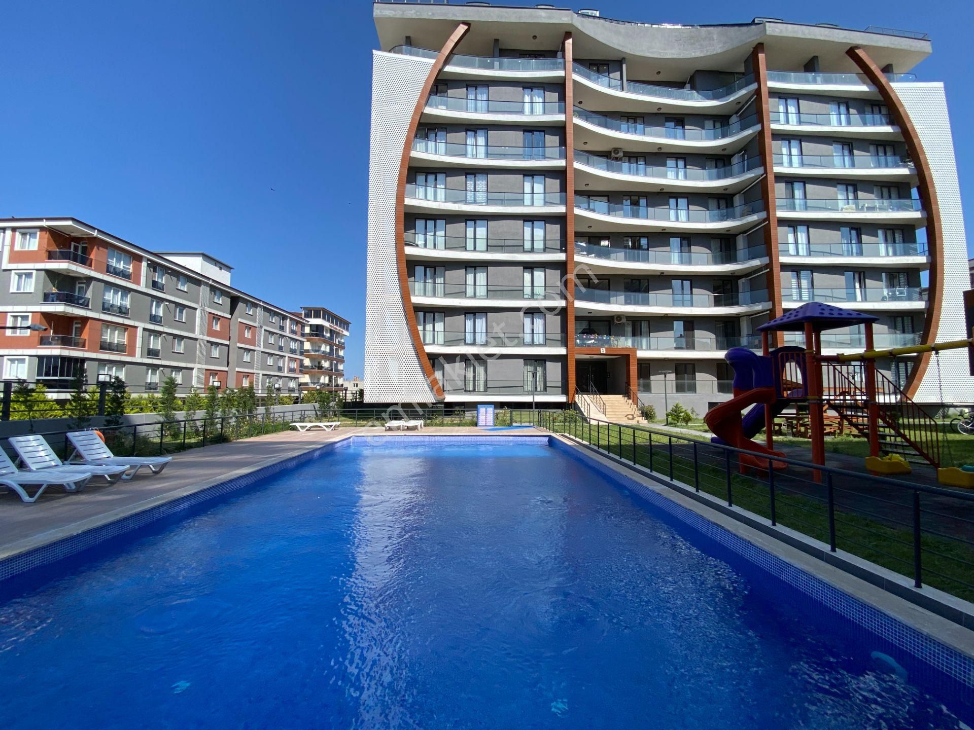 ***eryıldız İnşaat'tan***tepe Bölgesinde Site İçinde 120m2 Ful+ful Lüx 2+1