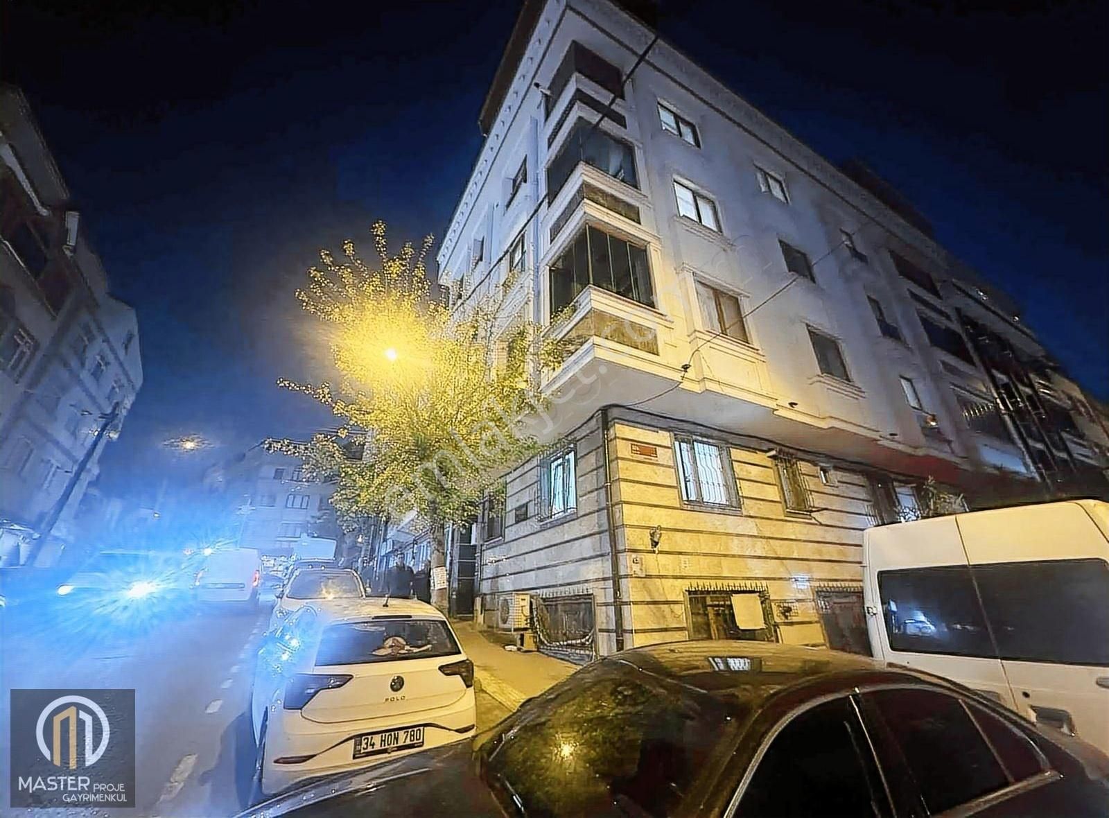 Hürriyet Mahallesinde Tramvaya Yürüme Mesafesi Asansörlü