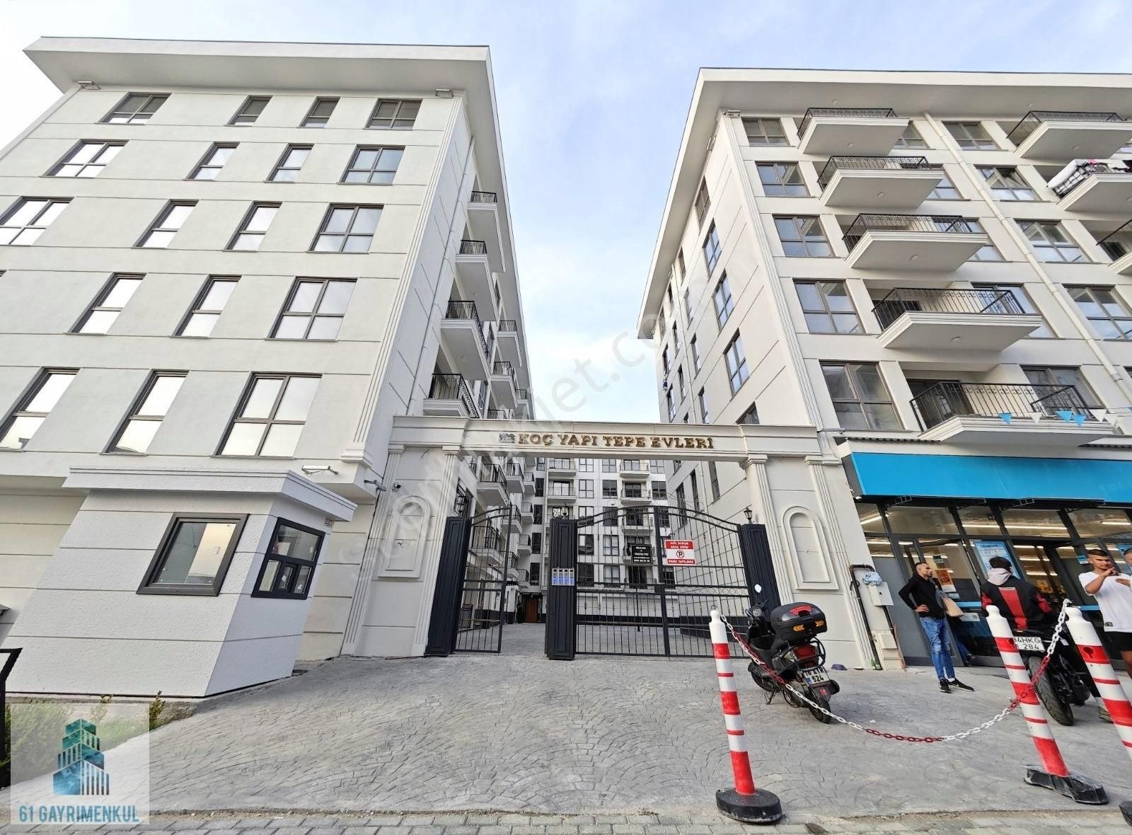 Koç Yapı Tepe Evlerinde 2+1 Sıfır Eşyalı Satılık Lüks Köşe Daire